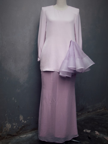 Photo 1 of Contoh Pakaian yang Dijahit TP-396001 Salah satu pakaian wanita yang dijahit untuk pelanggan.