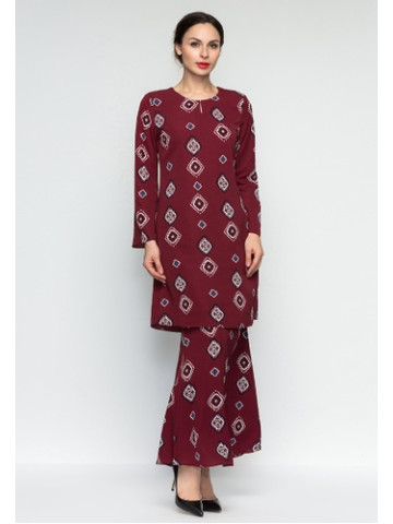 Photo 3 of Kurung biasa KTD Kurung biasa atau berfesyen
Pelbagai rekaan kain mengikut kehendak costemer.