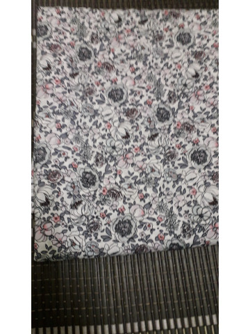Photo 1 of Membekal kain English Cotton TP-393010 Kain English Cotton, bidang 60 inci, gred AAA, ukuran 3.5 meter. Terlebih selesa dipakai dalam semua cuaca