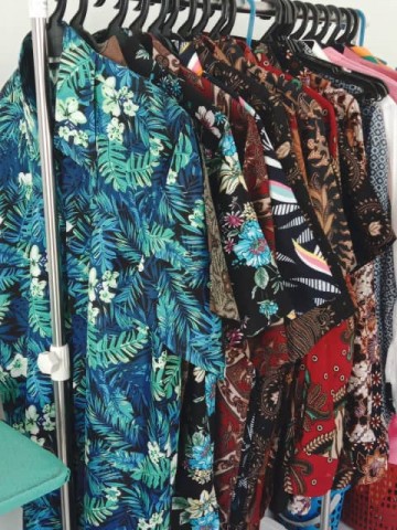 Photo 1 of Kay tailor TP-987001 Baju melayu dewasa dan kanak kanak... 
Baju koprat
Baju kemeja
Seluar slaek
Pakaian seragam